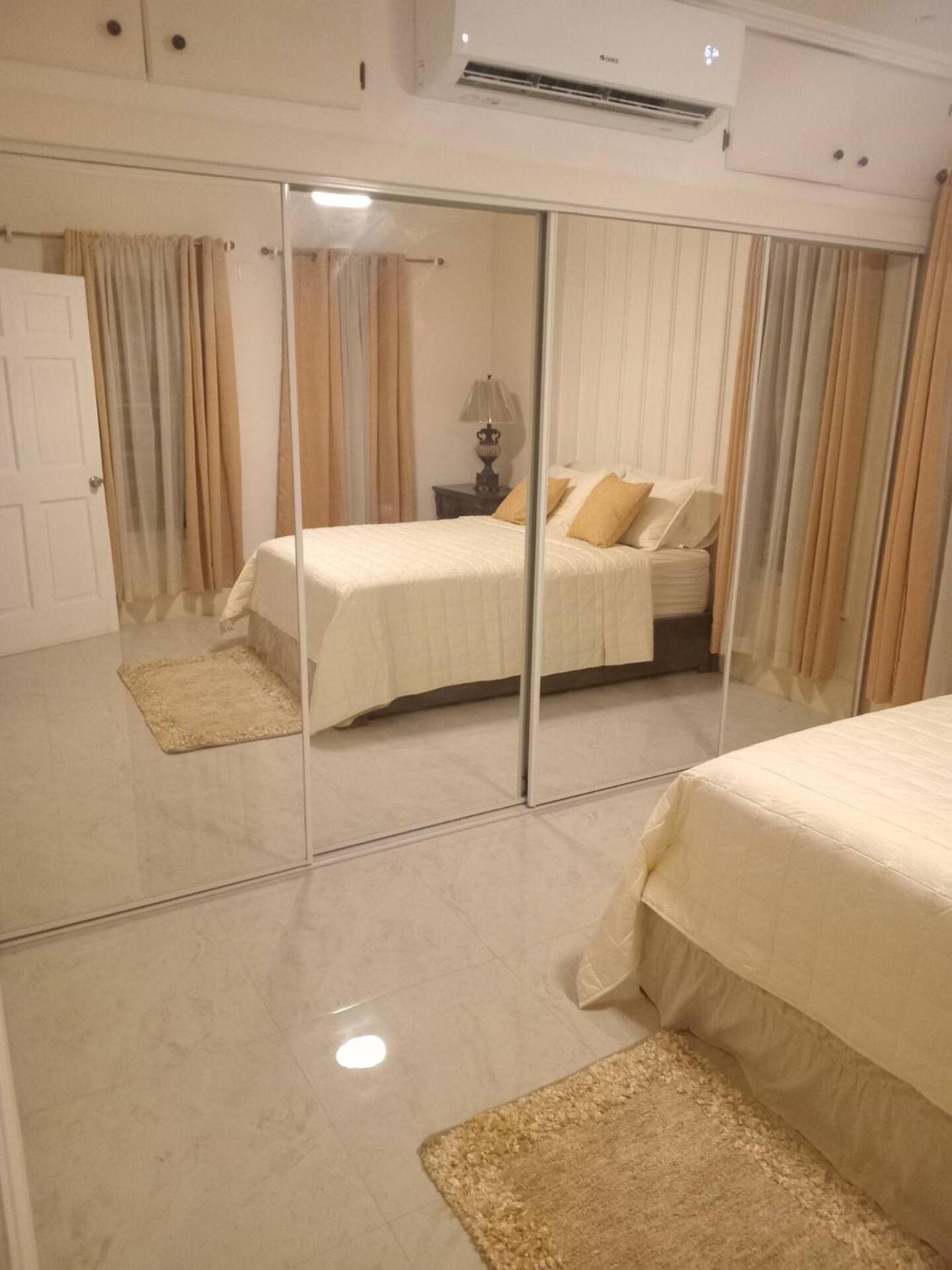 דה ואלי Virginias Place מראה חיצוני תמונה